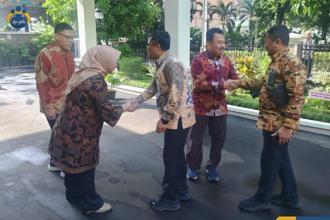 Kunjungan Direktur Perencanaan Korporat dan Pengembangan Bisnis PLN ke Dana Pensiun PLN