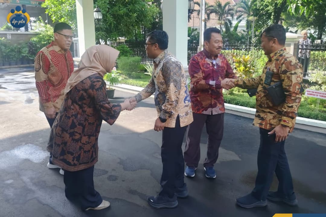 Kunjungan Direktur Perencanaan Korporat dan Pengembangan Bisnis PLN ke Dana Pensiun PLN